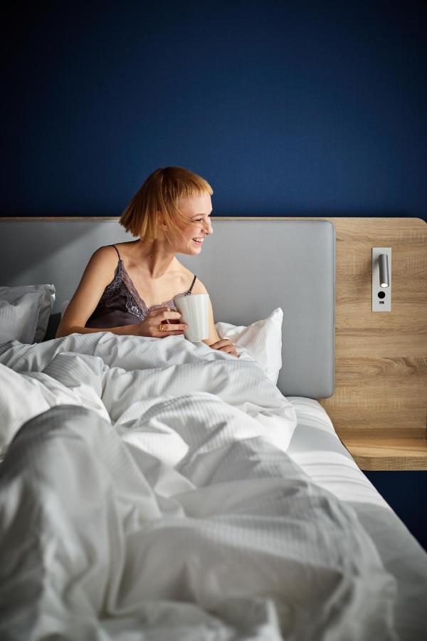Express - - The Hub By Ihg Hotel 3*